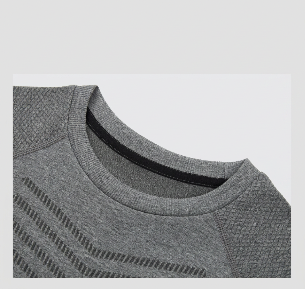 Seamless Scale Compression Tees